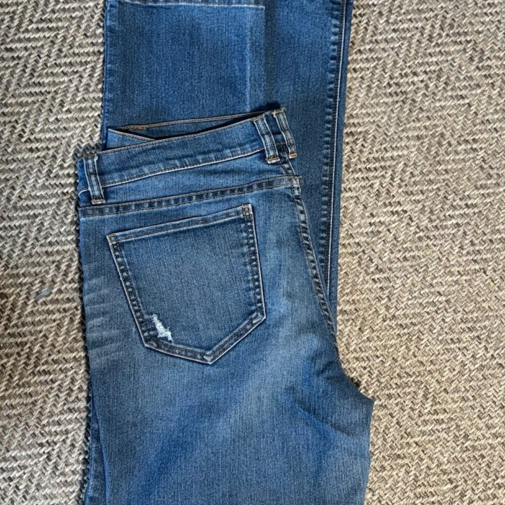 New York and Company Low Rise Skinny Leg Jeans